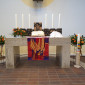 Altar mit Blumen