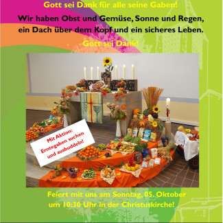 Geschmückter altar mit Erntegaben 