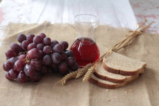 Brot, Trauben und Wein